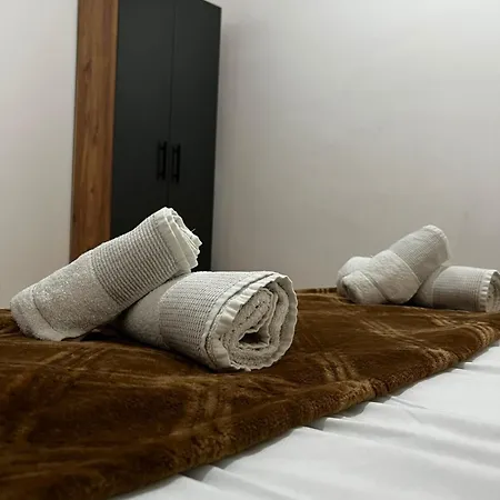 Pure Belle Loft - Center Free Parking Apartamento Skopie